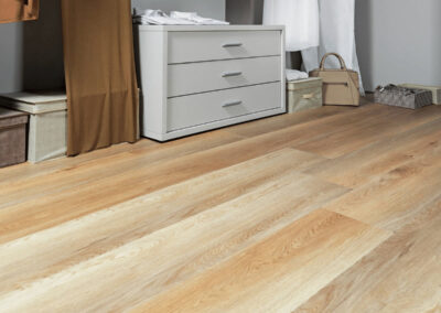 I vantaggi dei pavimenti in vinile effetto legno in casa