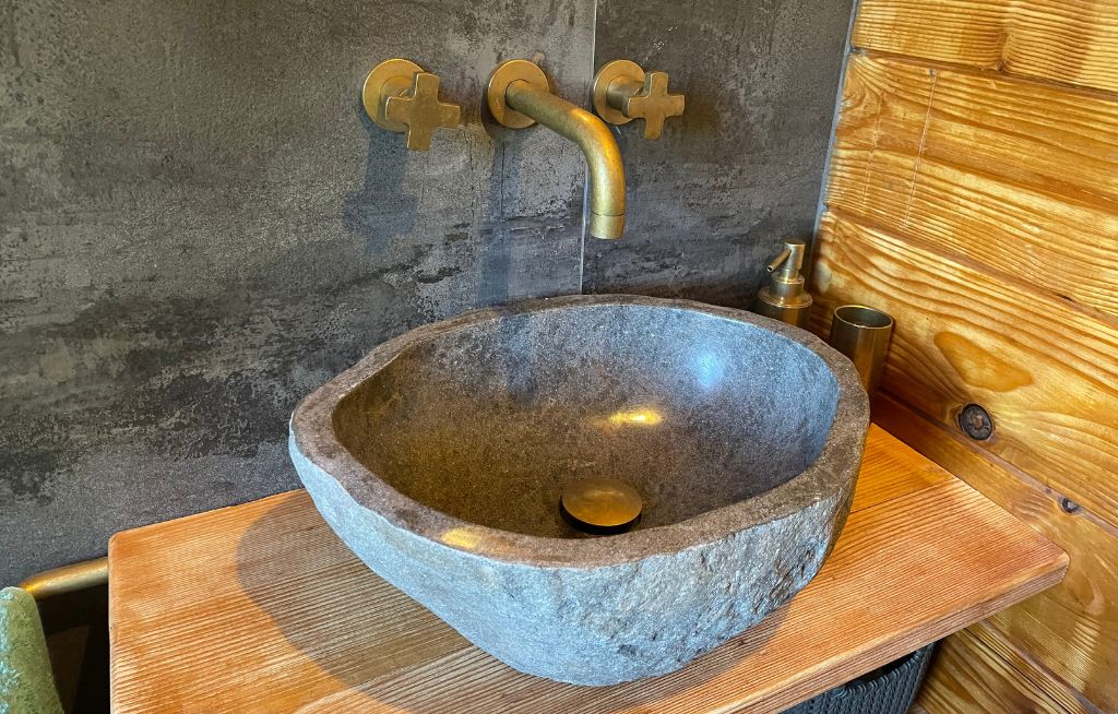 Bagno rustico Bagno rustico